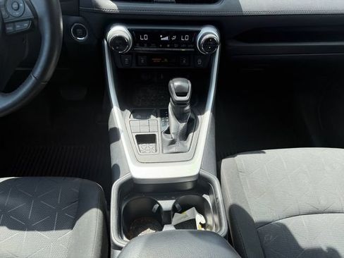 Used 2020 Toyota RAV4 XLE w/ Convenience Package AWD/4WD image 11