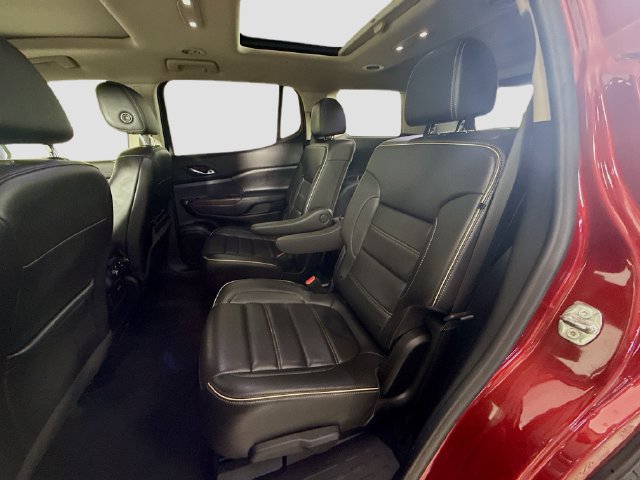 Used 2021 GMC Acadia Denali w/ Denali Ultimate Package AWD/4WD image 24