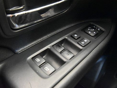 Used 2016 Mitsubishi Outlander ES image 29