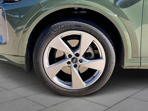 Certified 2025 Audi Q5 Premium Plus w/ Premium Plus image 10