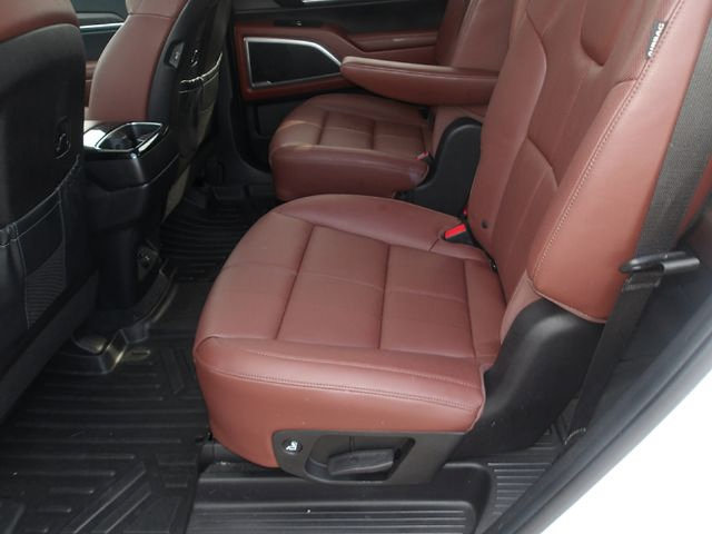 Used 2024 Kia Telluride EX w/ EX Captain's Chair Package AWD/4WD image 13