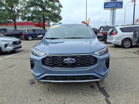 Certified 2024 Ford Escape ST-Line w/ Tech Pack #1 AWD/4WD image 3