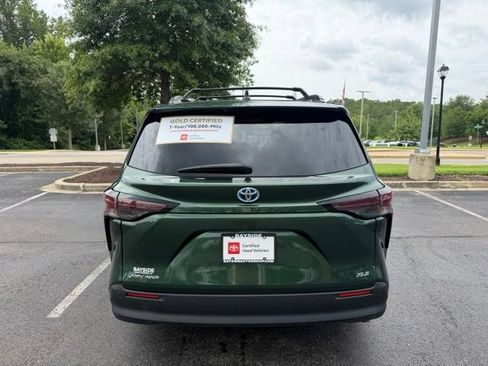 Certified 2025 Toyota Sienna XLE w/ XLE Plus Package AWD/4WD image 6