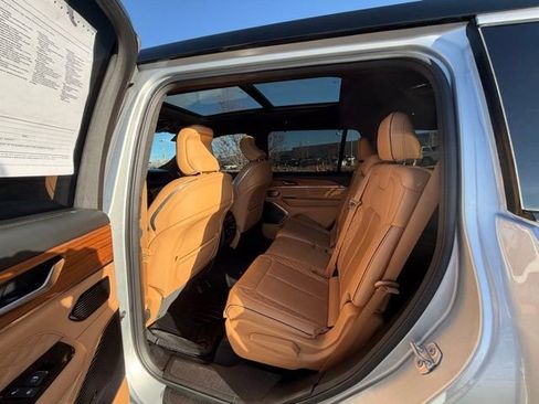 Used 2023 Jeep Grand Cherokee L Summit image 26