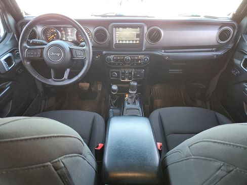 Used 2021 Jeep Gladiator Sport image 11