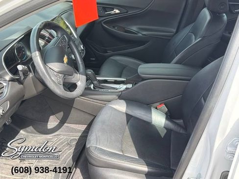 Used 2016 Chevrolet Malibu Premier w/ Driver Confidence Package FWD image 10