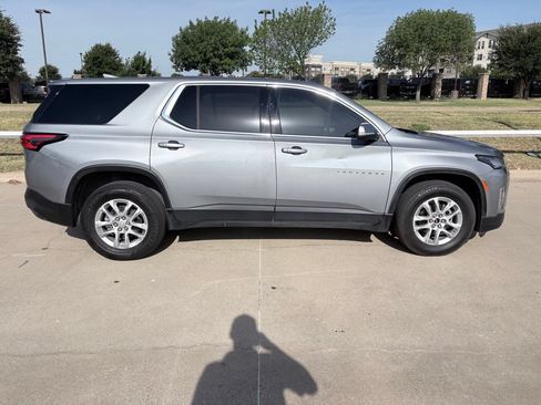 Certified 2023 Chevrolet Traverse LS w/ Safety Package FWD image 3