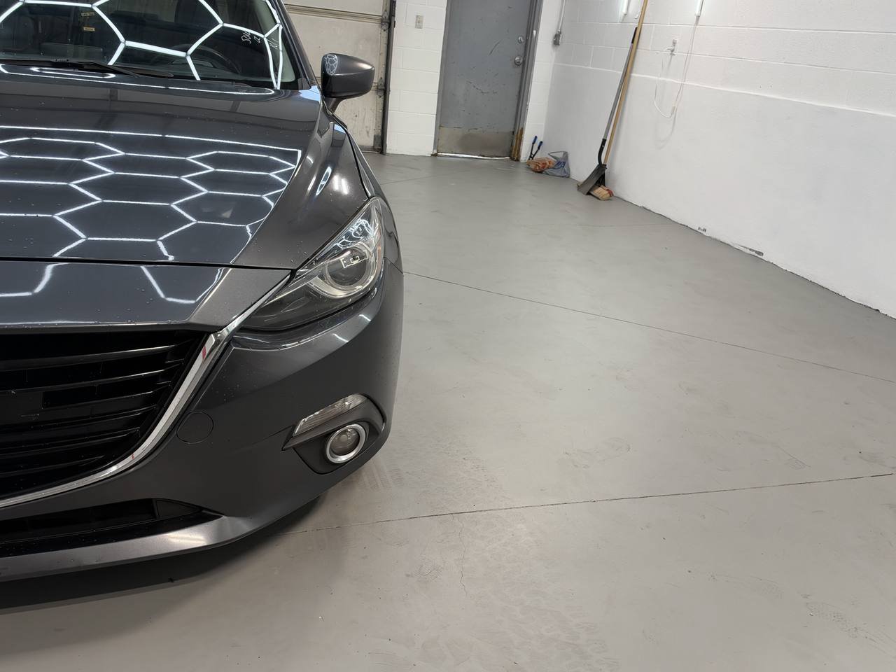 Used 2014 MAZDA MAZDA3 s Grand Touring w/ Technology Package FWD image 15