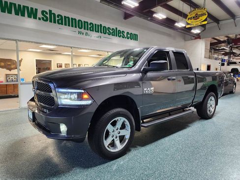 Used 2019 RAM 1500 Express w/ Wheel & Sound Group AWD/4WD image 2