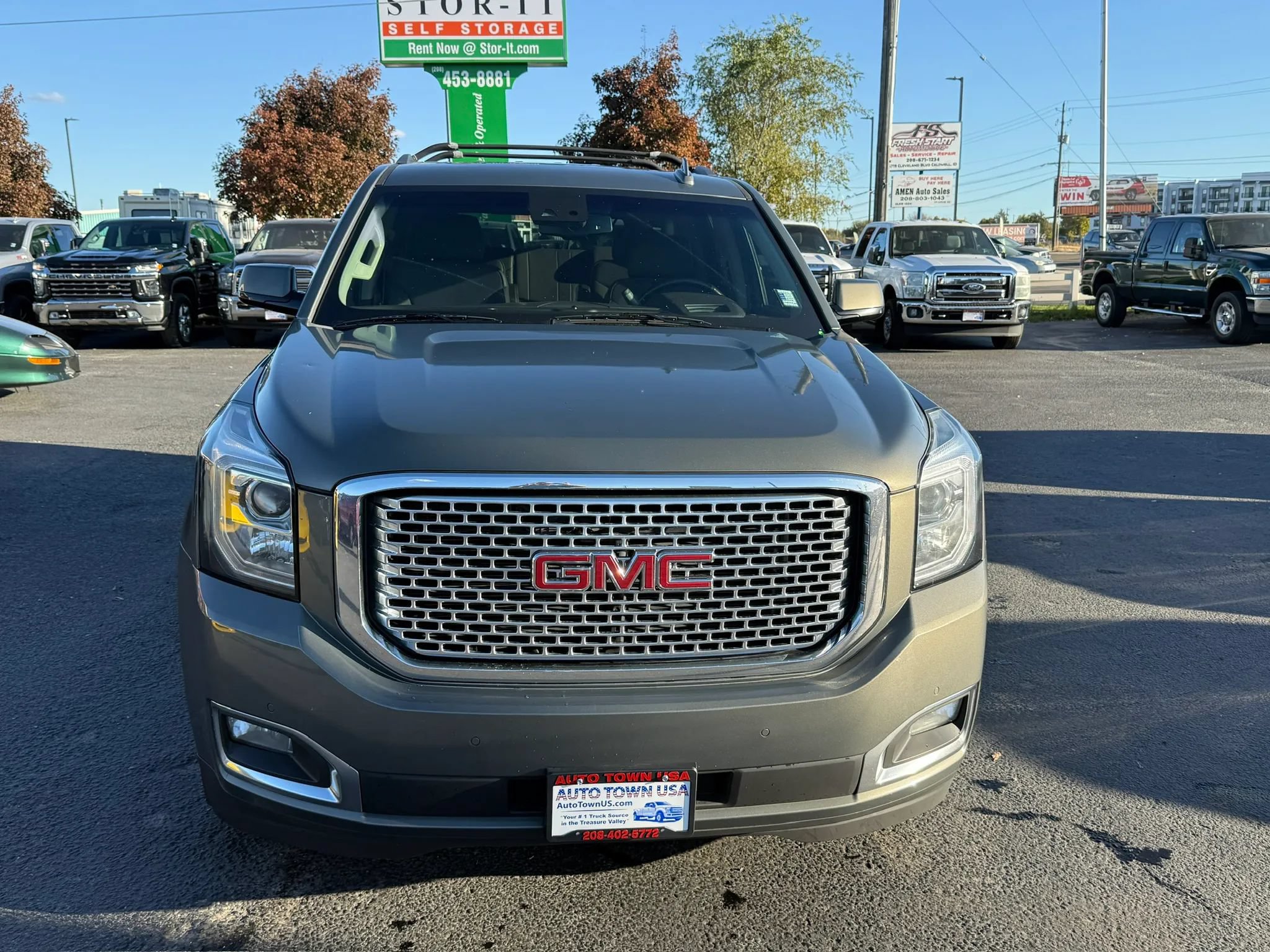 Used 2017 GMC Yukon Denali w/ Open Road Package AWD/4WD image 8