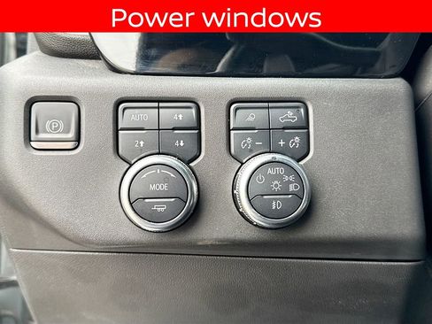 Used 2022 GMC Sierra 1500 SLT image 33