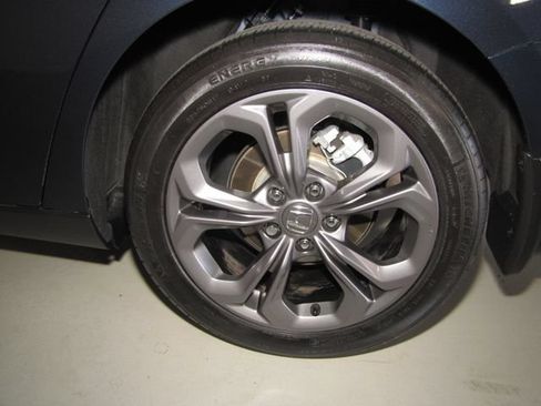Certified 2023 Honda Accord EX image 26