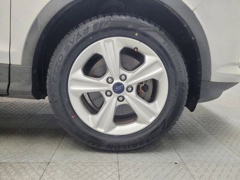 Used 2013 Ford Escape SE image 31