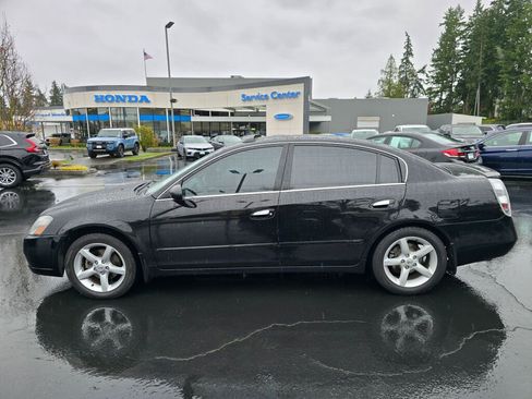 Used 2006 Nissan Altima 3.5 SE w/ (X01) Leather Pkg image 16