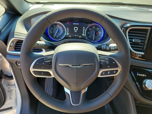 New 2026 Chrysler Pacifica Pinnacle w/ Trailer Tow Group image 18