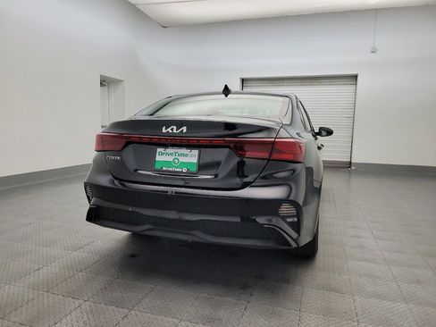 Used 2022 Kia Forte LXS w/ LXS Technology Package image 7