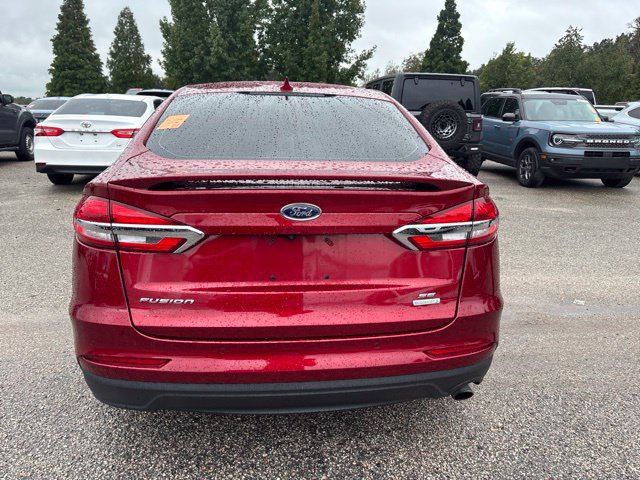 Used 2019 Ford Fusion SE w/ Equipment Group 151A FWD image 6