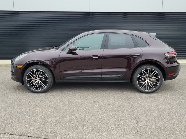 Used 2026 Porsche Macan AWD/4WD image 6