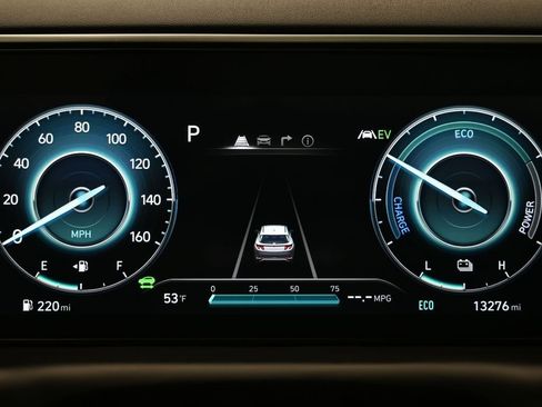 Certified 2024 Hyundai Tucson Limited image 9