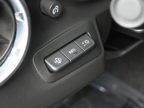 Used 2019 Chevrolet Camaro LT image 15