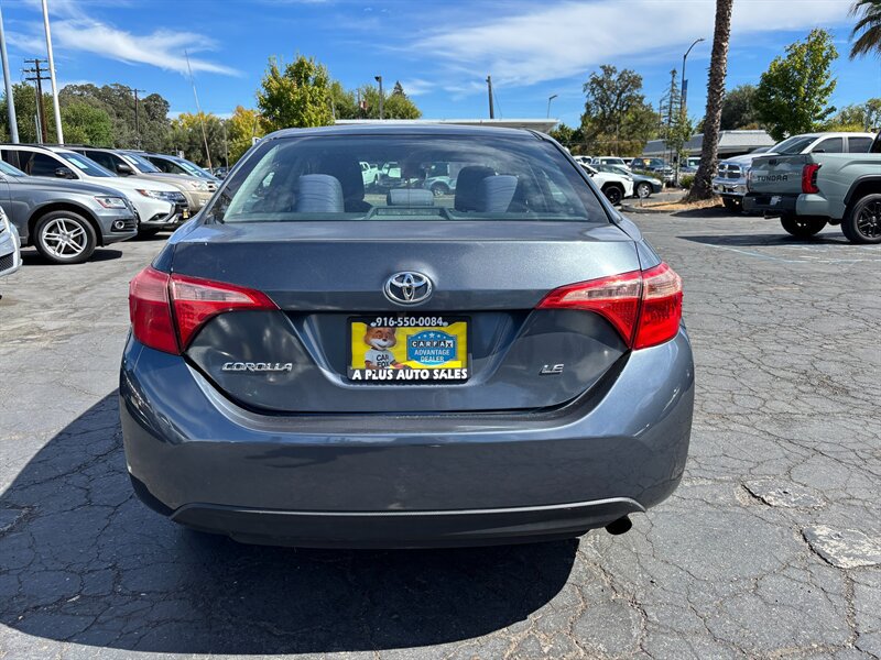 Used 2017 Toyota Corolla LE w/ Carpet Mat Package (TMS) FWD image 6