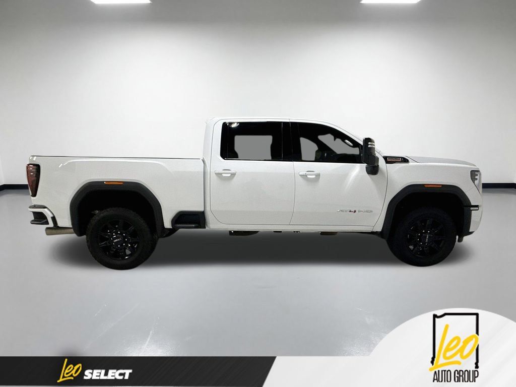 Used 2025 GMC Sierra 2500 AT4 AWD/4WD image 6