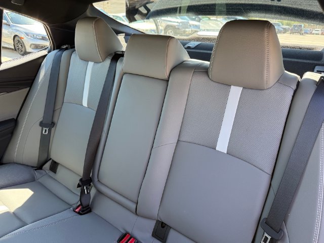 Used 2026 Toyota Camry SE FWD image 27