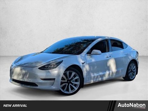 Used 2019 Tesla Model 3 Long Range image 1