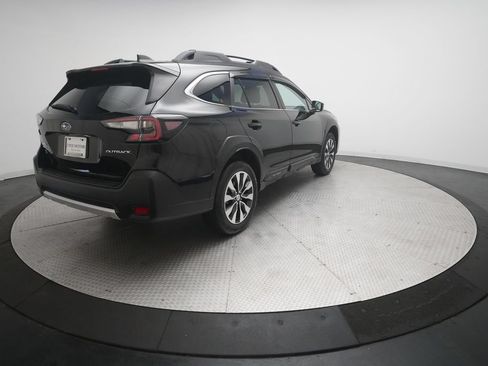 Used 2025 Subaru Outback Limited AWD/4WD image 36