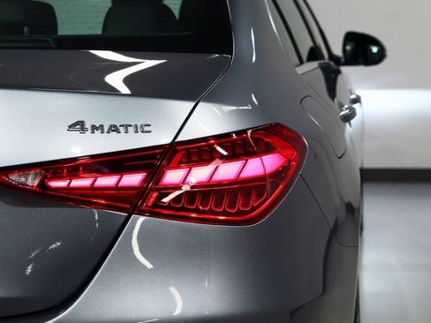 Used 2025 Mercedes-Benz C 300 4MATIC Sedan image 12