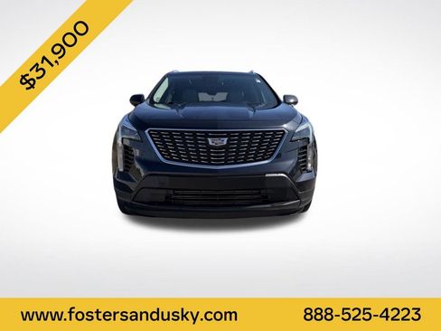 Used 2023 Cadillac XT4 Luxury w/ Cold Weather Package image 8