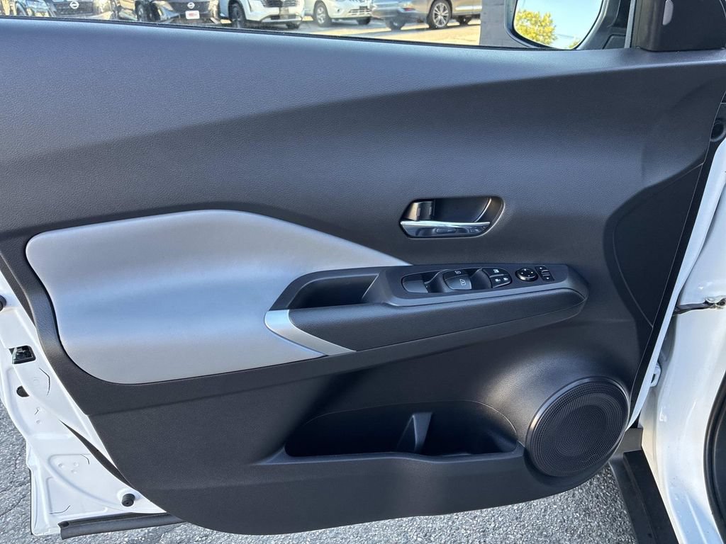Certified 2023 Nissan Kicks SR w/ SR Premium Package FWD image 20