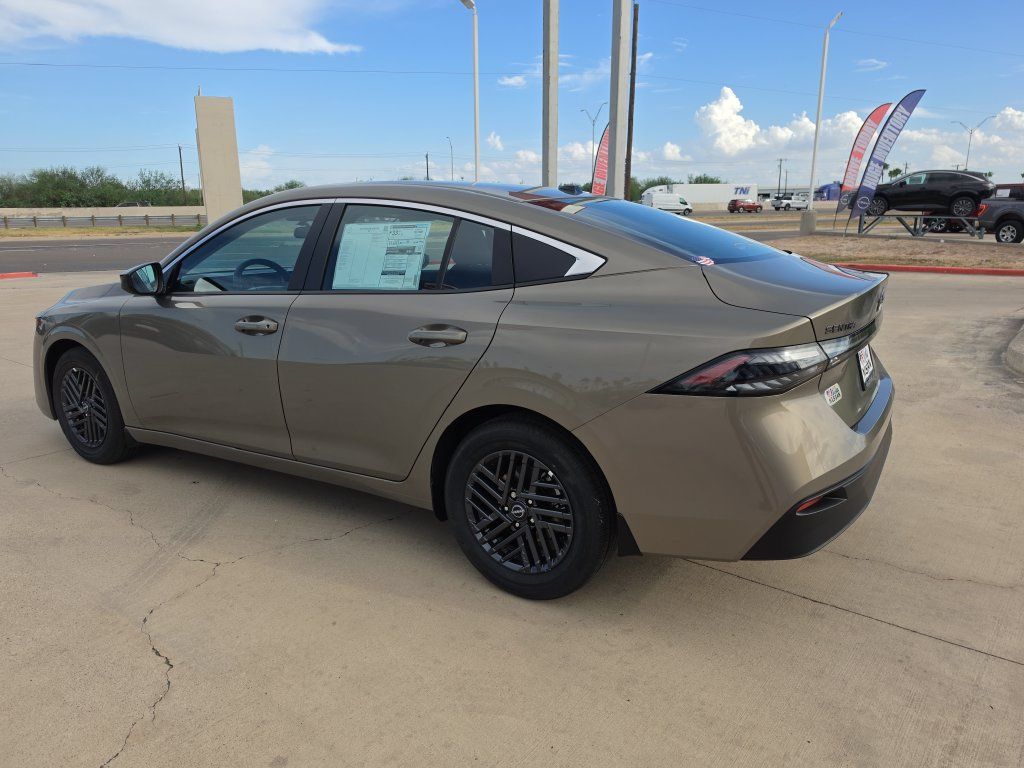 New 2027 Nissan Sentra SV w/ Floor Mat Package FWD image 4