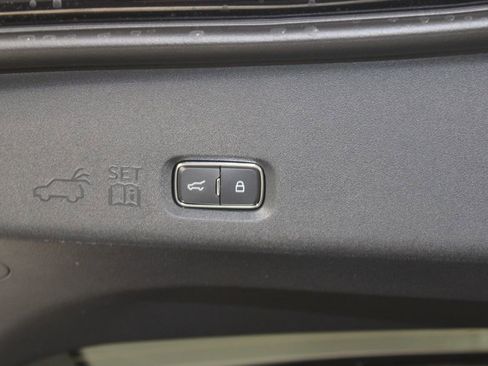 New 2026 Lincoln Navigator L Reserve image 17