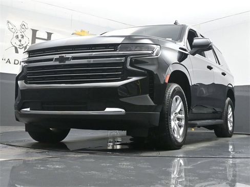 Used 2023 Chevrolet Tahoe LT w/ LT Signature Plus Package image 4