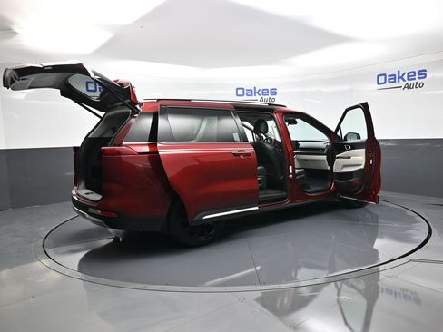 Certified 2024 Kia Carnival SX Prestige image 56