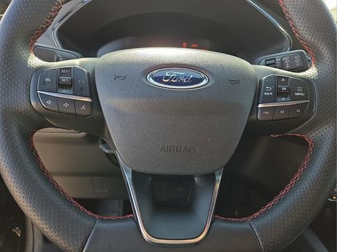 Used 2025 Ford Escape ST-Line image 31