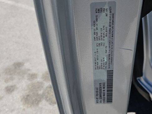 New 2025 RAM ProMaster 3500 w/ Quick Order Package 22G SLT image 31