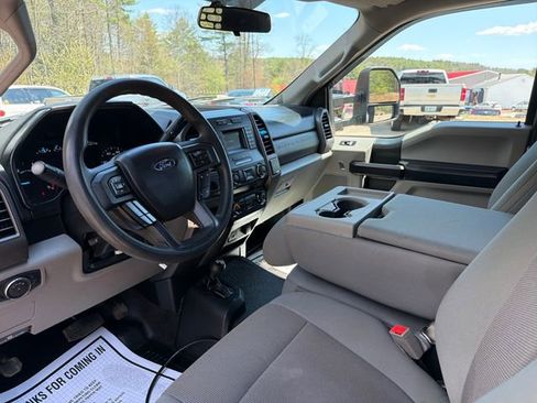 Used 2019 Ford F550 4x4 Regular Cab Super Duty image 14