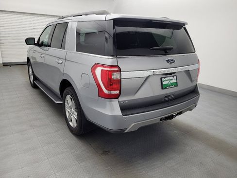 Used 2021 Ford Expedition XLT image 5
