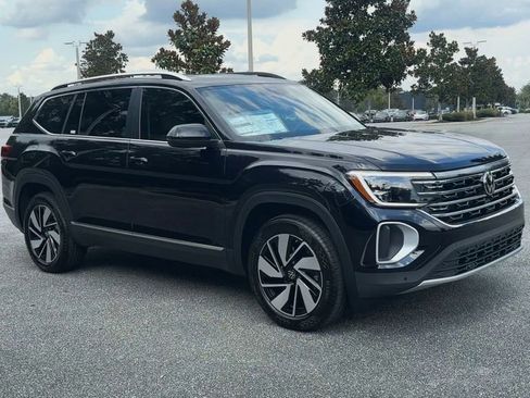 New 2026 Volkswagen Atlas SEL image 2