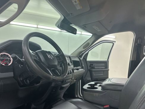 Used 2018 RAM 2500 Tradesman w/ Popular Equipment Group image 30