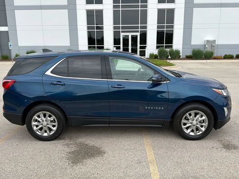 Used 2019 Chevrolet Equinox LT FWD image 4