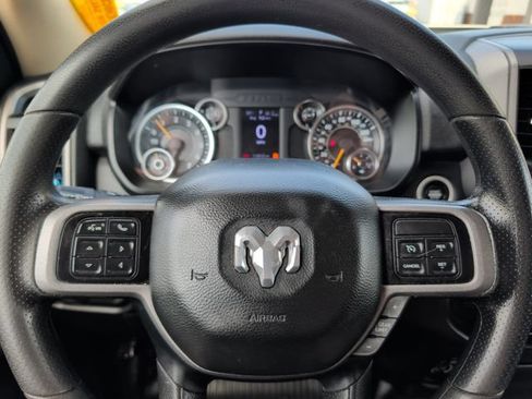 Used 2020 RAM 2500 Tradesman w/ Chrome Appearance Group AWD/4WD image 19