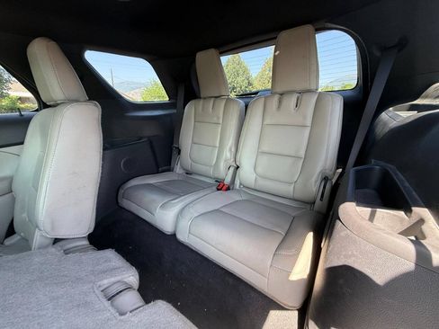 Used 2012 Ford Explorer XLT AWD/4WD image 11