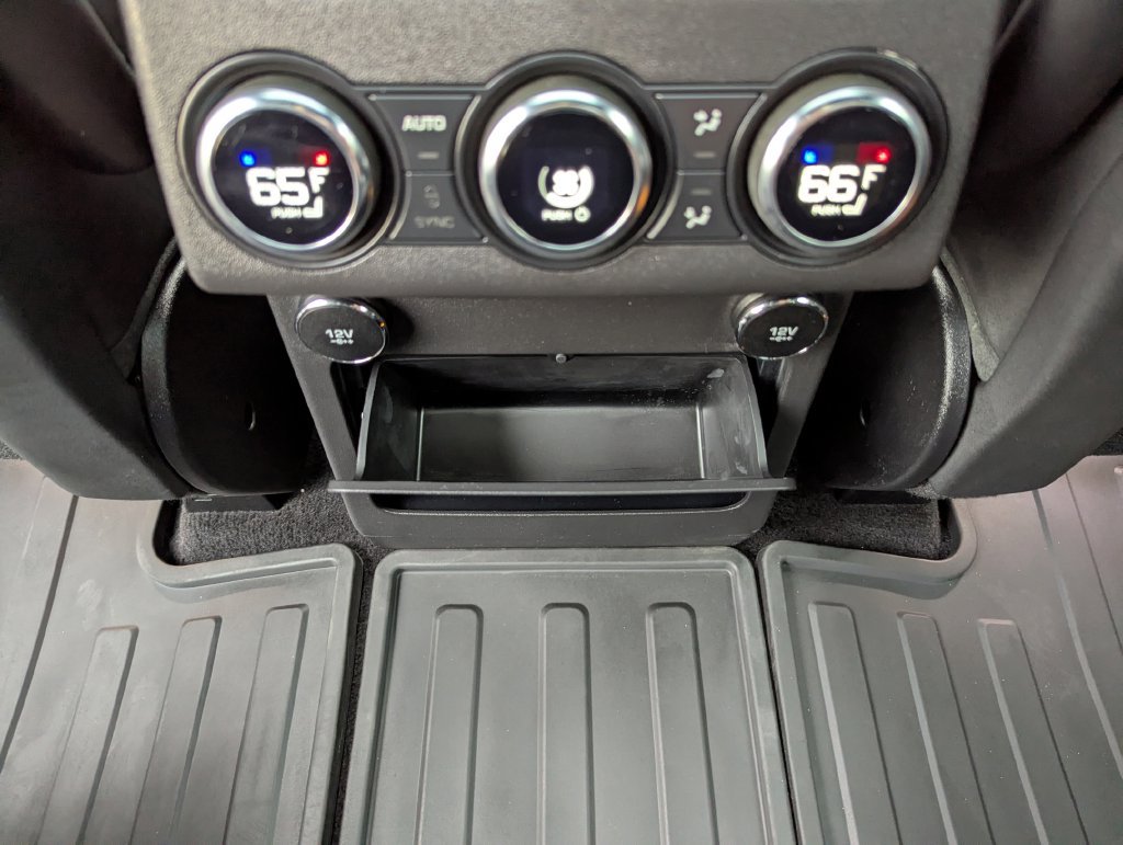 Used 2020 Land Rover Discovery HSE Luxury AWD/4WD image 45