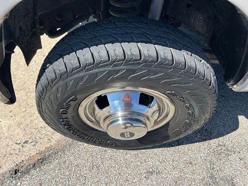 Used 2016 RAM 3500 Tradesman w/ Chrome Appearance Group image 21