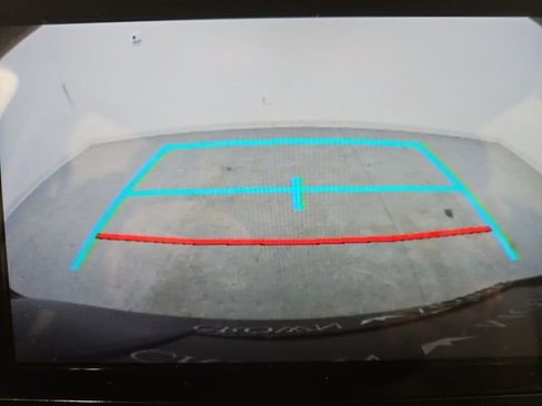 Used 2024 Toyota Sienna LE image 26