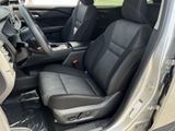 Used 2024 Nissan Rogue SV image 4