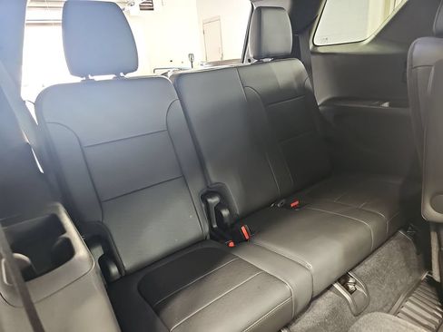 Certified 2023 Chevrolet Traverse High Country AWD/4WD image 15